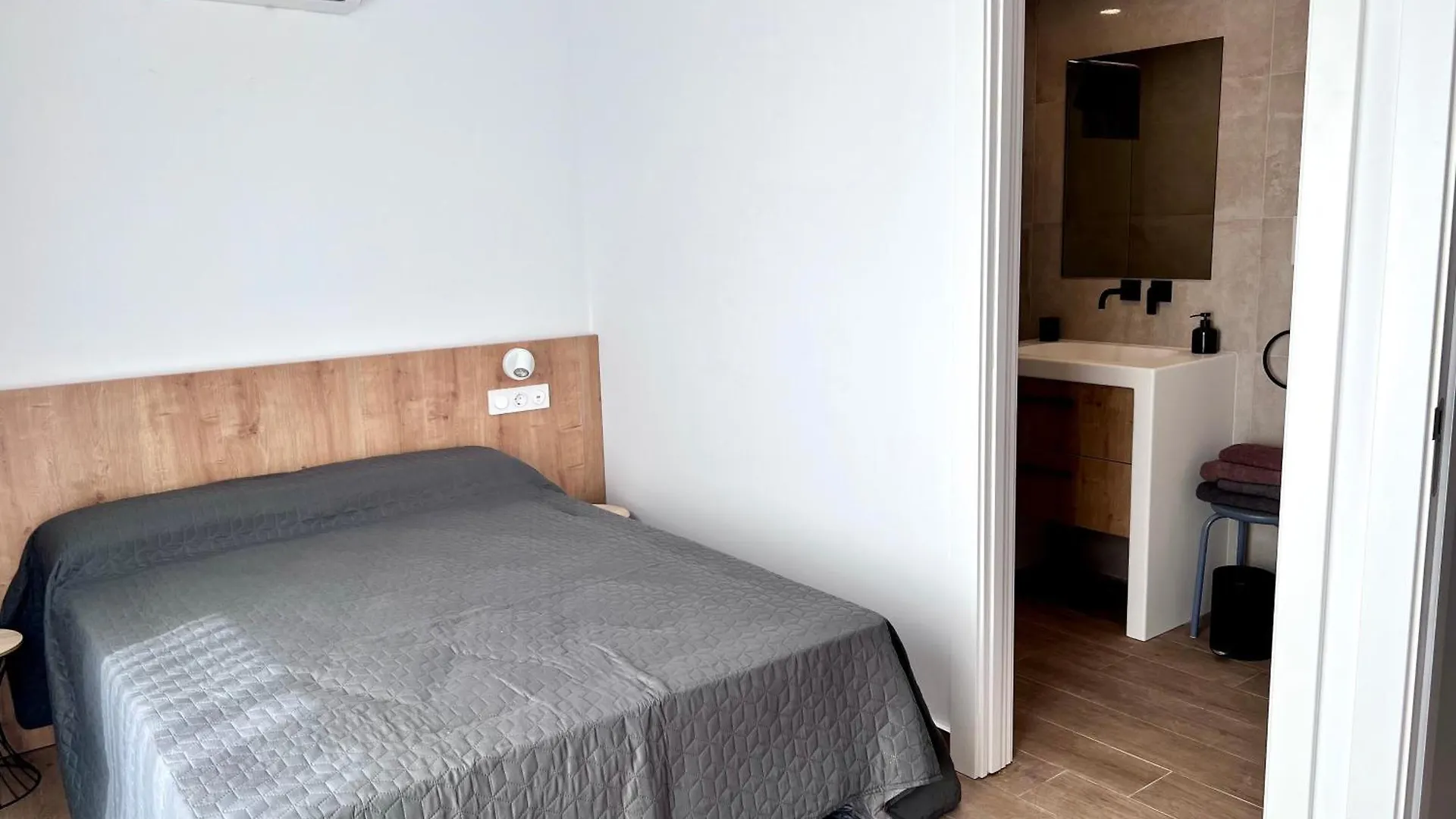 Holiday home Casa Lara Villa Empuriabrava Spain